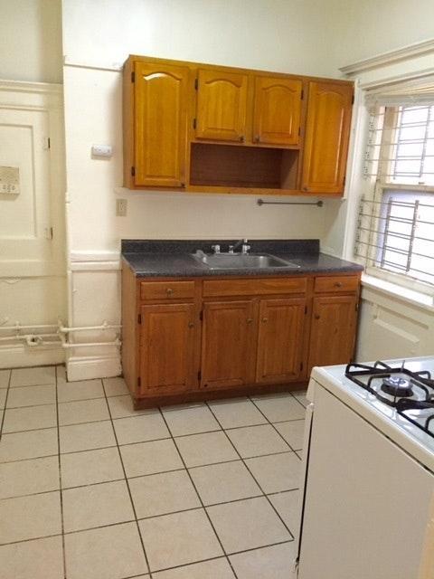 526 Park Ave, 4E, East Orange, NJ 07017