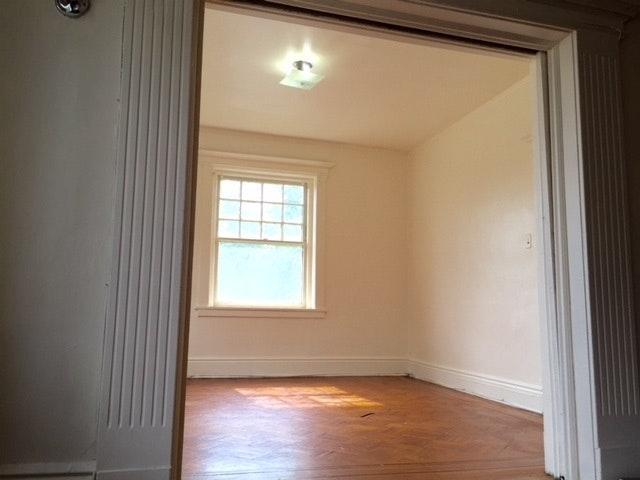 526 Park Ave, 4E, East Orange, NJ 07017