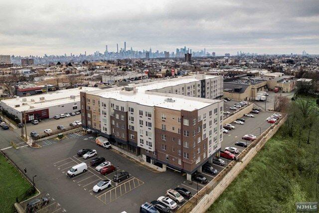 520 CLIFF STREET UNIT 303 FAIRVIEW NJ 07022