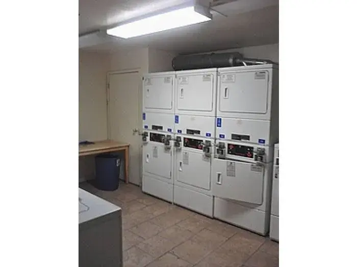 9 HEDDEN TERRACE, UNIT 2C, NEWARK
