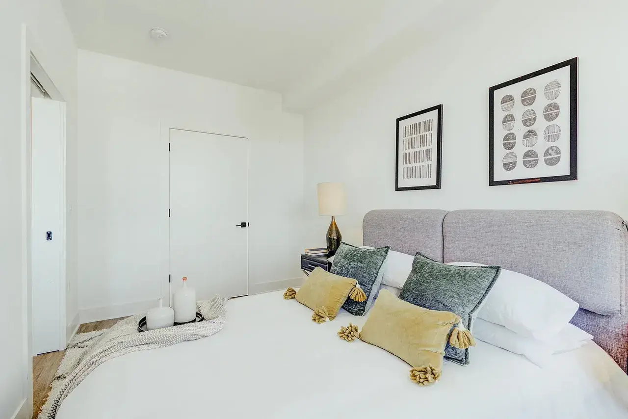 520 CLIFF STREET UNIT 303 FAIRVIEW NJ 07022