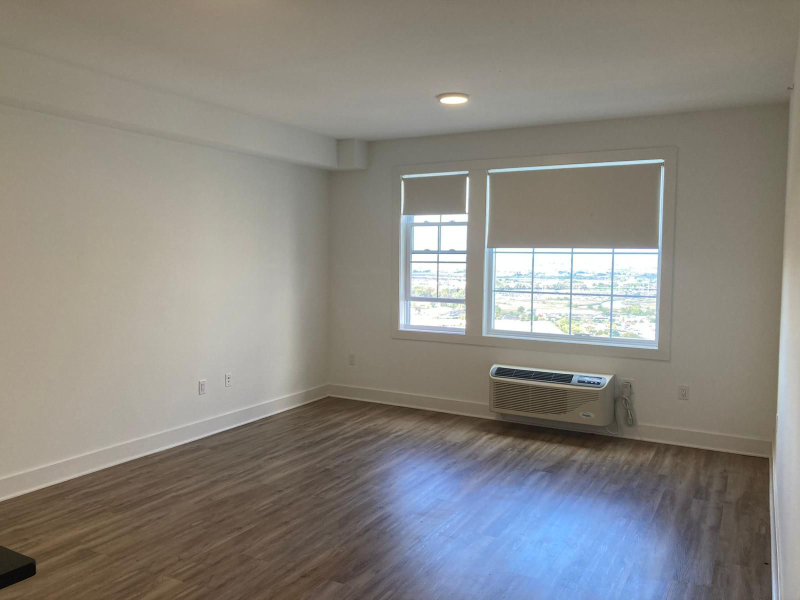 520 CLIFF STREET, 216, FAIRVIEW, NY 07022