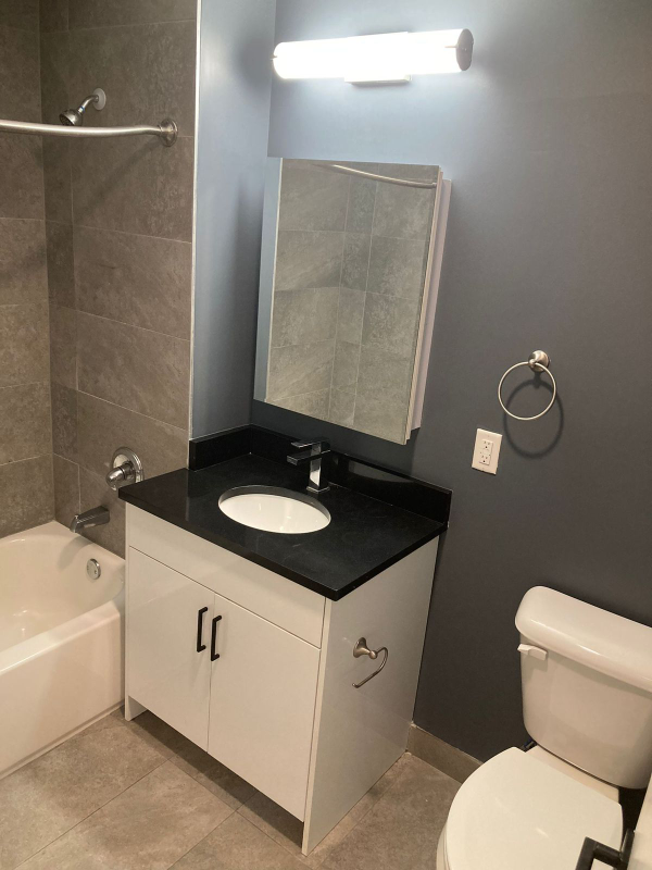 520 CLIFF STREET, 216, FAIRVIEW, NY 07022