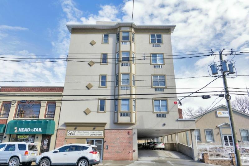 448 Palisade Ave 301, Cliffside Park, NJ 07010