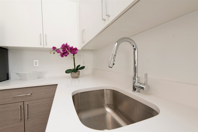 429 BERGEN AVE, UNIT 518, JERSEY CITY