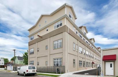 2 John St, 201, Haledon, NJ 07508