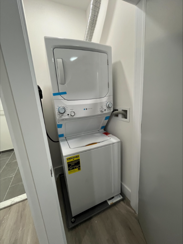 1127-1135 STUYVESANT, 204, IRVINGTON, NJ 07111