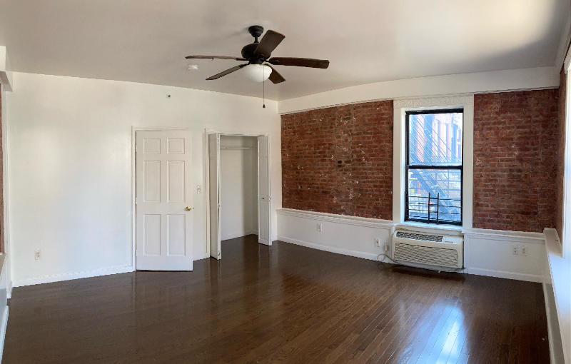 14 Park St, 13, Jersey City, NJ 07304