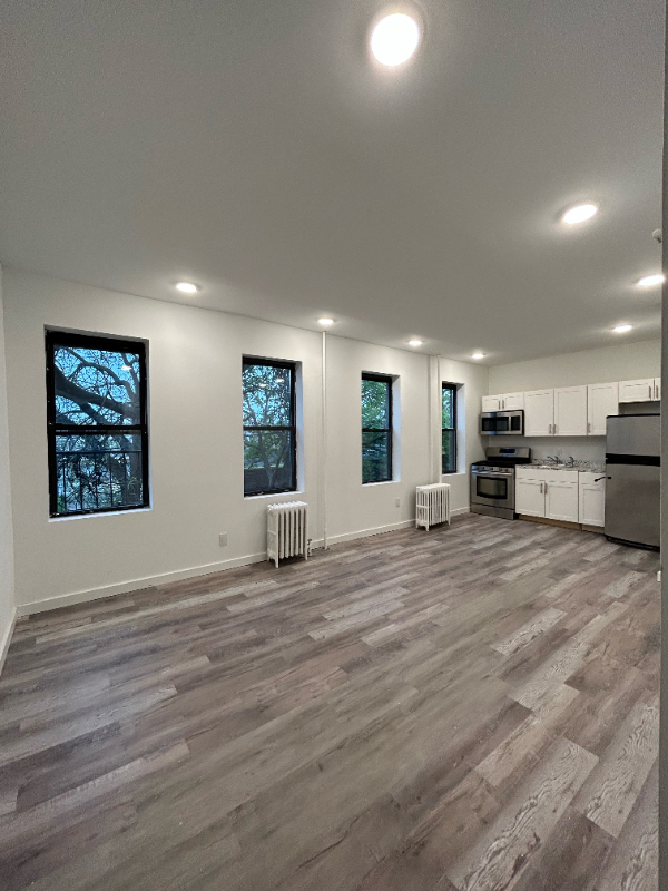 33 35 STORMS AVENUE UNIT 2C JERSEY CITY