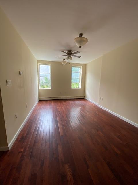 694 Summit Ave, 3R, Jersey City, NJ 07306