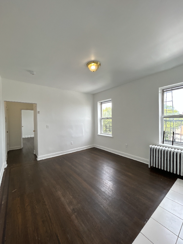 35 KENSINGTON AVENUE , UNIT E2, JERSEY CITY