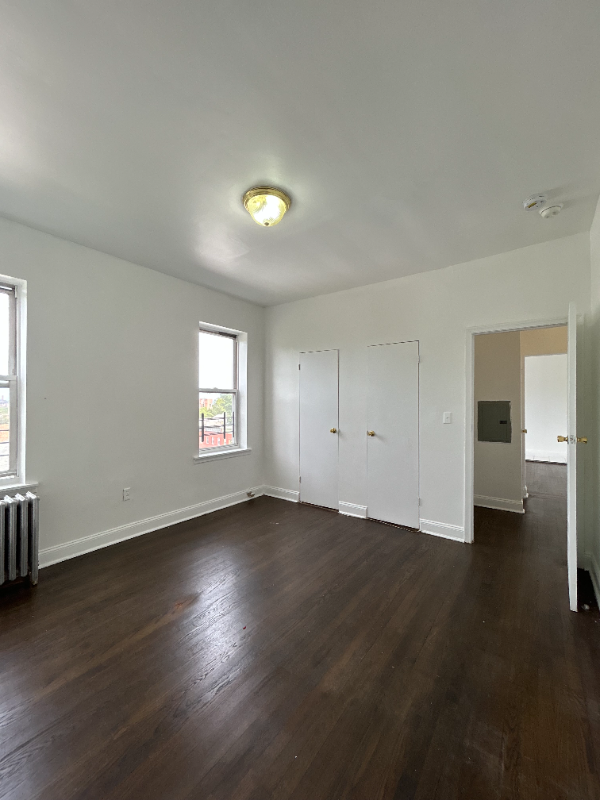 35 KENSINGTON AVENUE , UNIT E2, JERSEY CITY