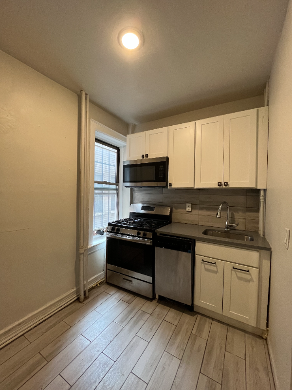 201-203 CLAREMONT AVENUE UNIT 1  JERSEY CITY