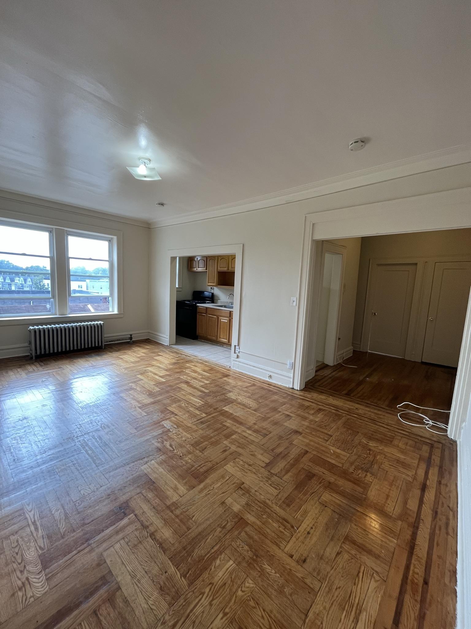 168 S Clinton St, B8, East Orange, NJ 07018