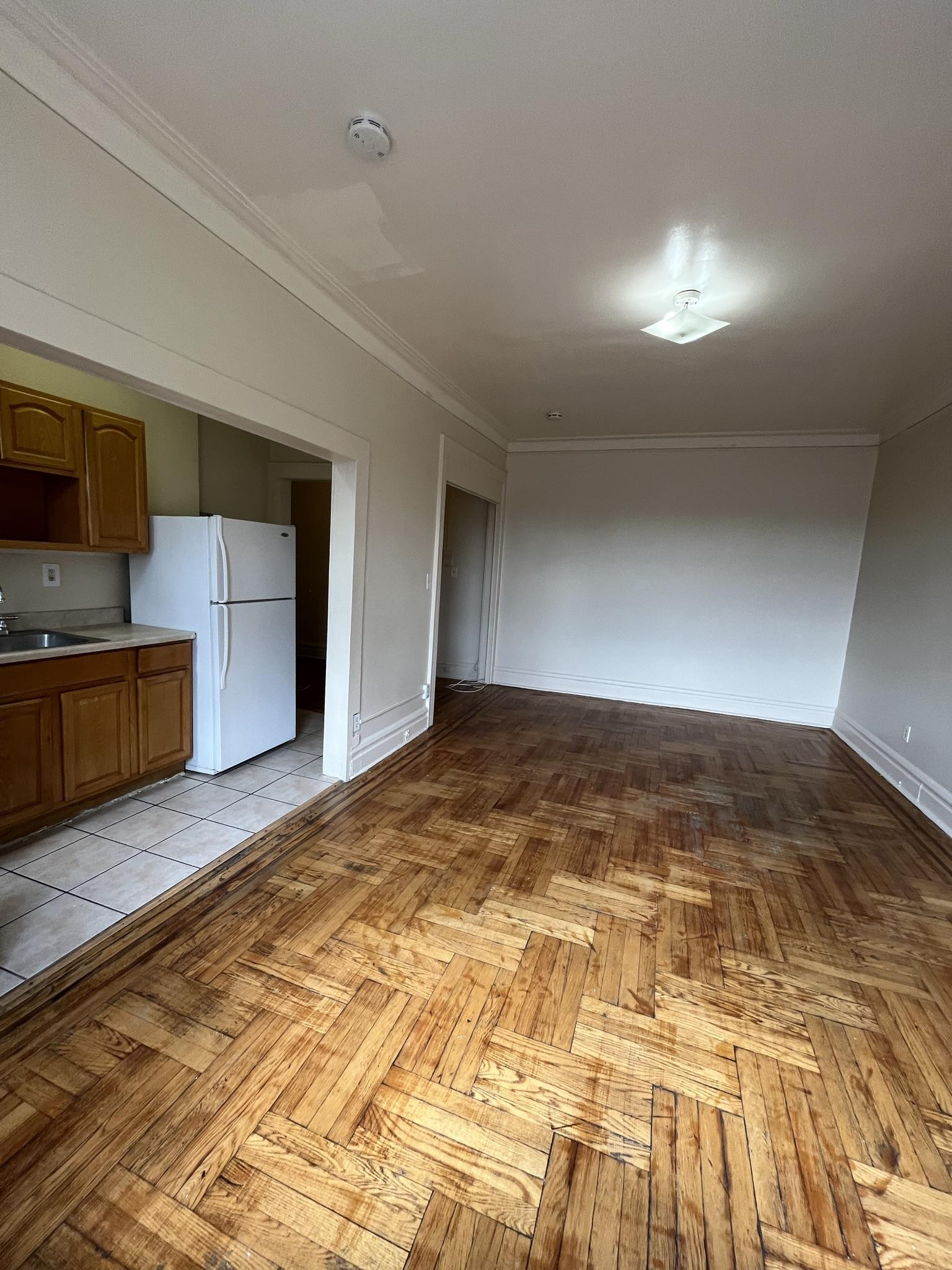 168 S Clinton St, B8, East Orange, NJ 07018