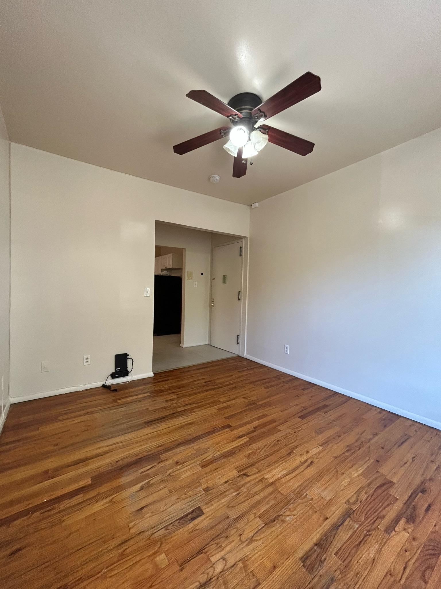 33-35 STORMS AVENUE , UNIT 2B,Ave, Jersey City, NJ 07306