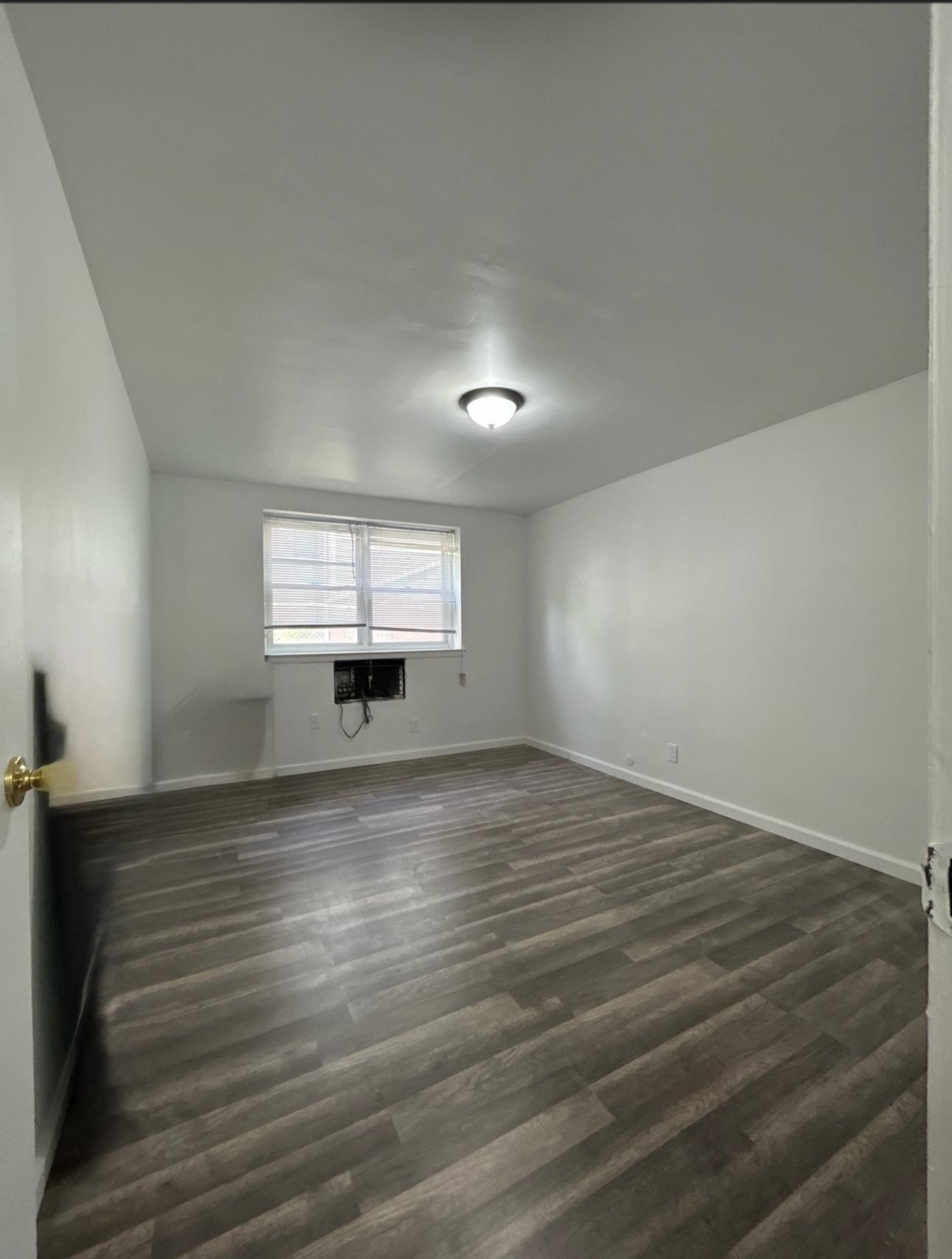 590 Bergen Ave, G2, Jersey City, NJ 07304