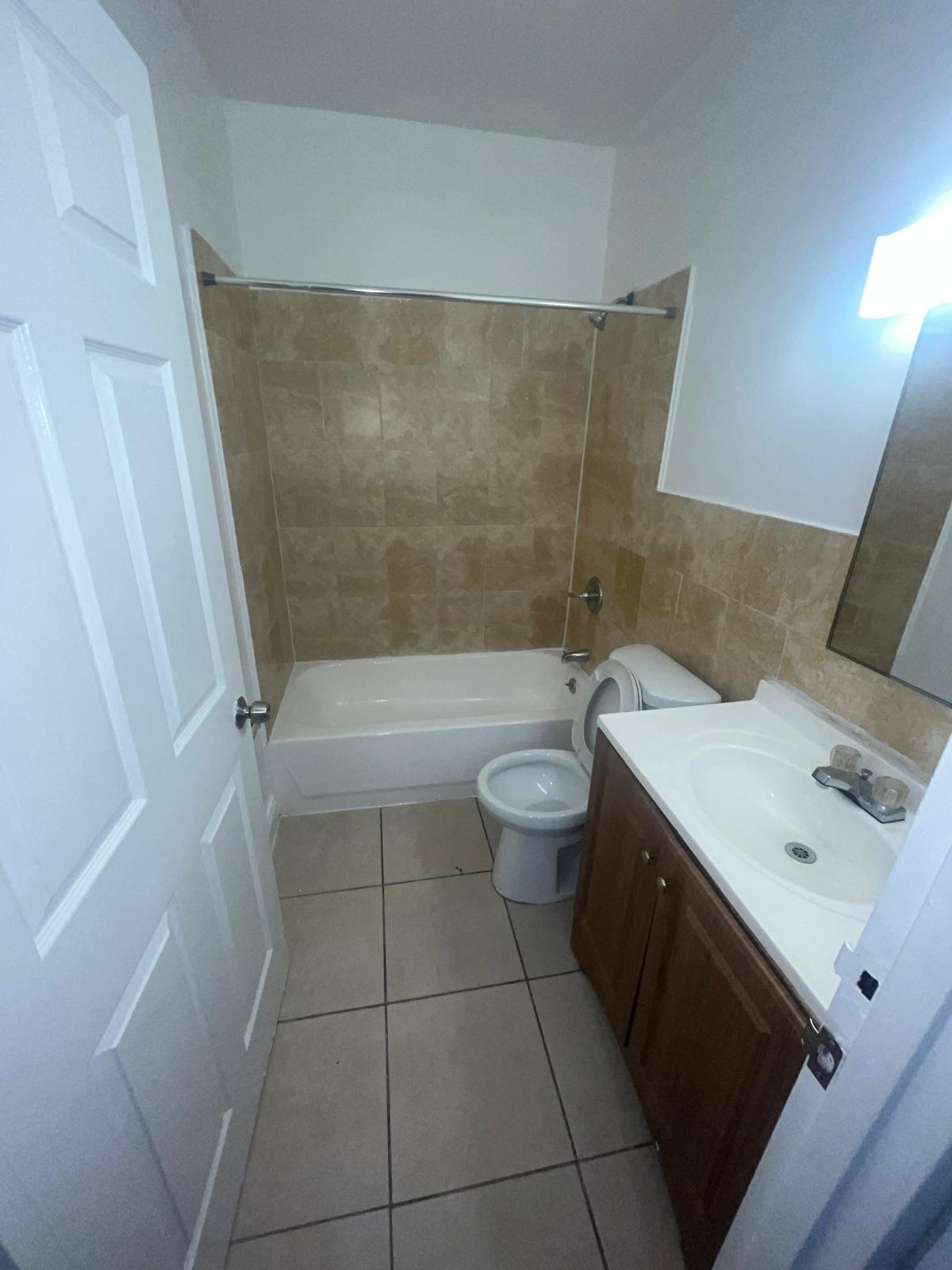 9 HEDDEN TERRACE, UNIT 1C, NEWARK