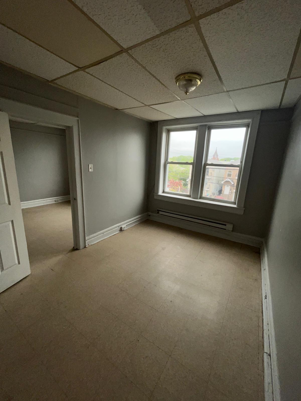 10 OSBORNE TERRACE, UNIT 5J, NEWARK.