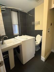 319 W Chelten Ave, 204, Philadelphia, PA 19144