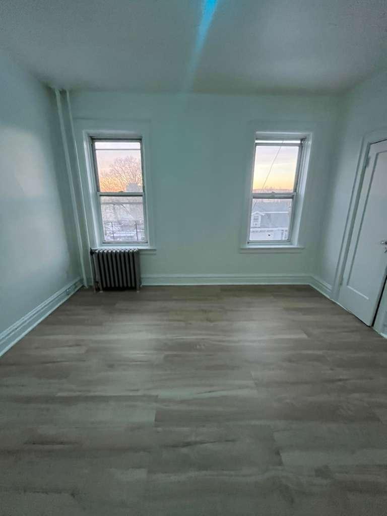 35 Kensington Ave D2 , Jersey City, NJ 07304