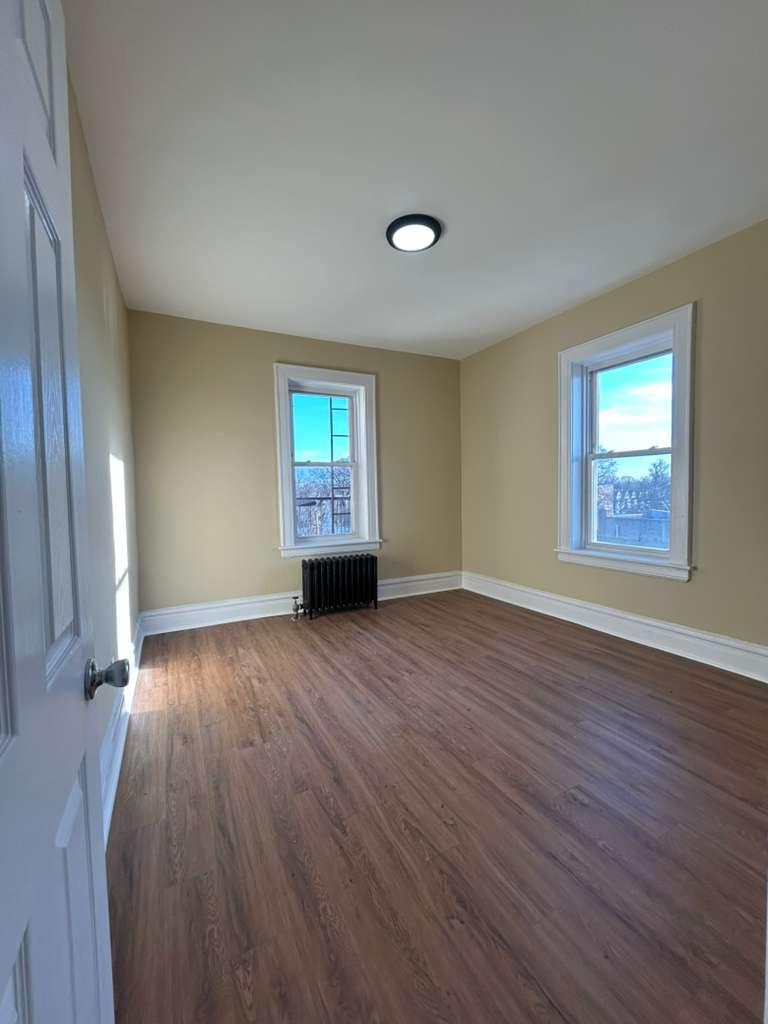 168 S Clinton St, D9, East Orange, NJ 07018