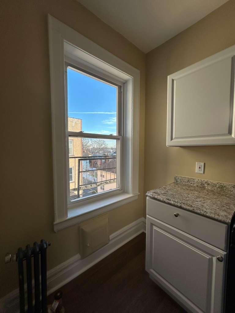 168 S Clinton St, D9, East Orange, NJ 07018