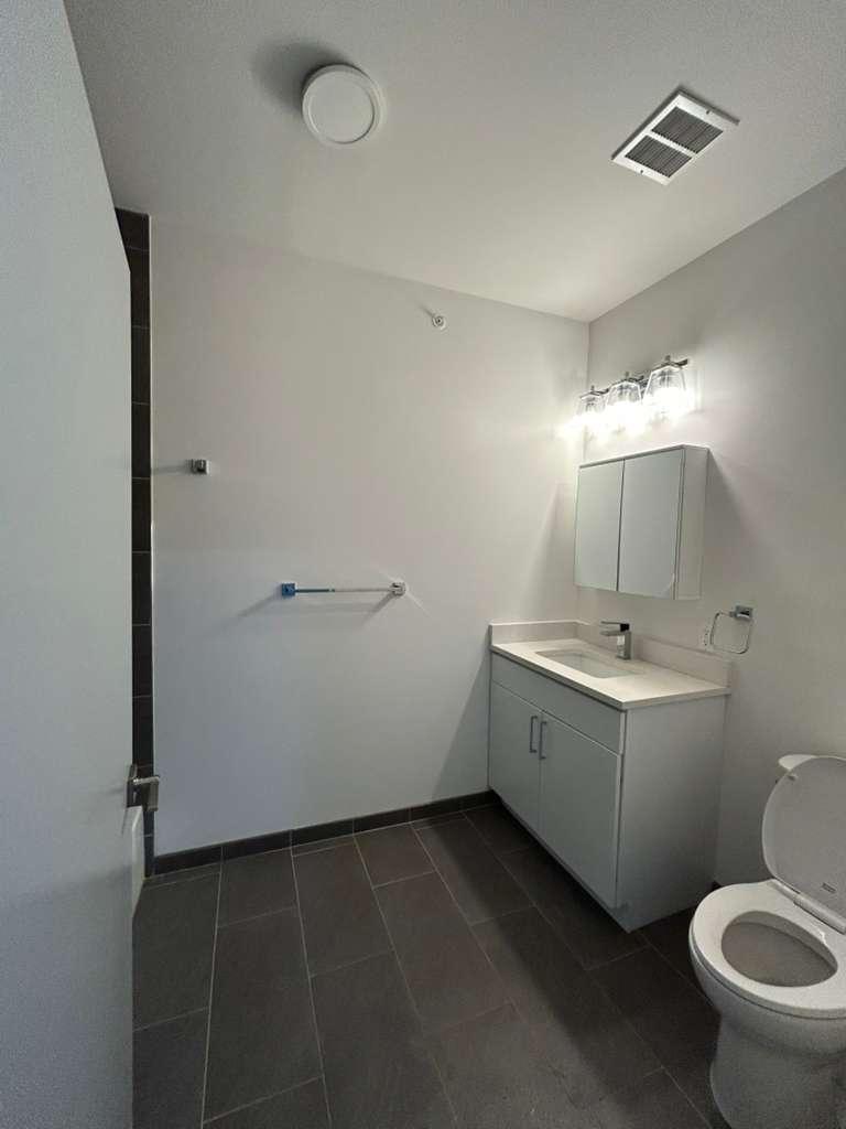 1127-1135 STUYVESANT, 306, IRVINGTON, NJ 07111