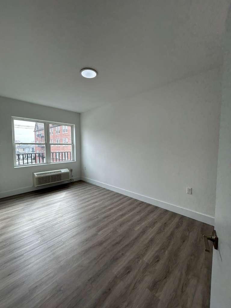 1127-1135 STUYVESANT, 306, IRVINGTON, NJ 07111