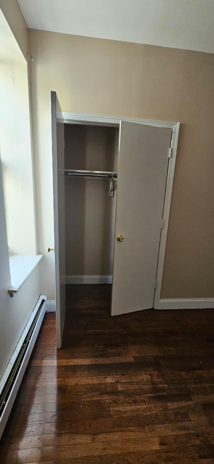 10 Osborne Ter # 6G Newark, NJ 07108