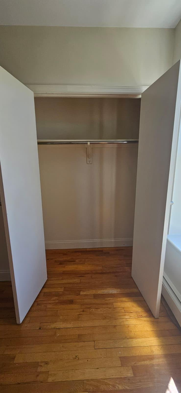 10 Osborne Ter # 4C Newark, NJ 07108