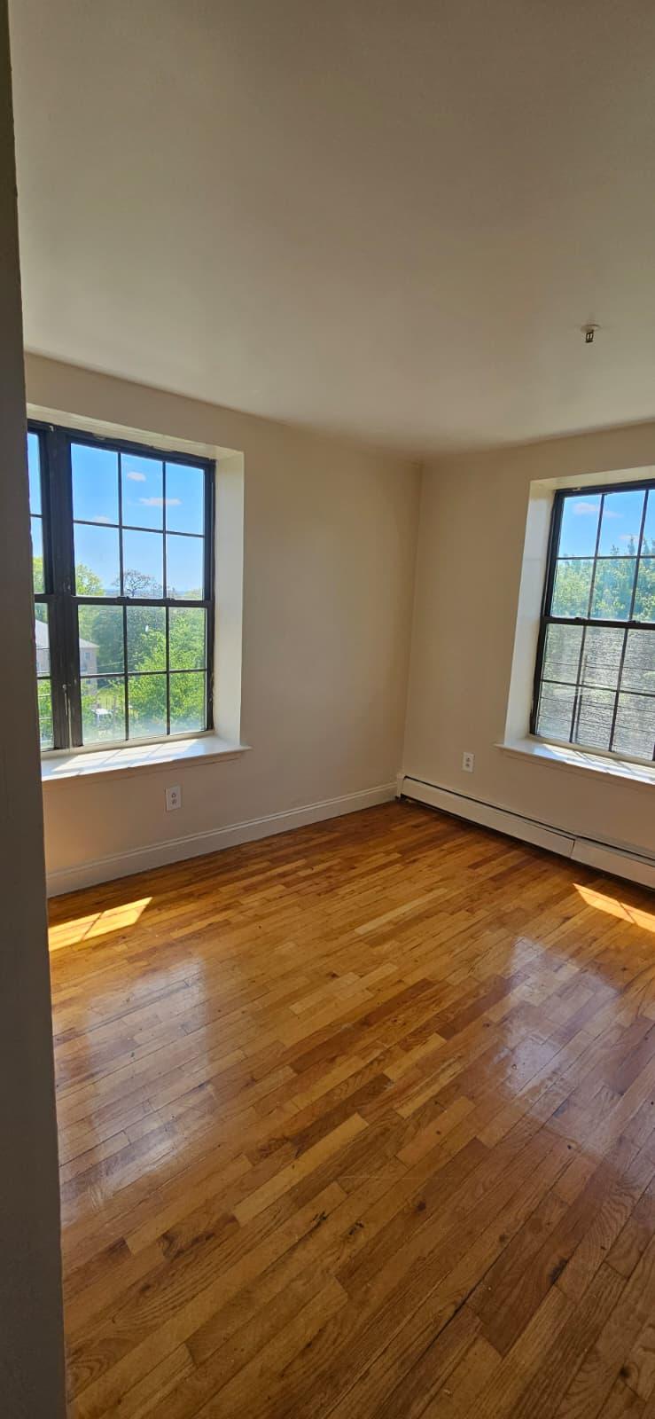 10 Osborne Ter # 4F Newark, NJ 07108