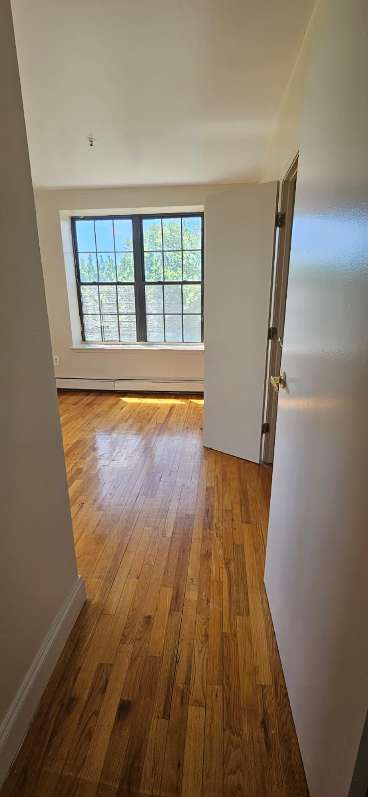 10 Osborne Ter # 4C Newark, NJ 07108