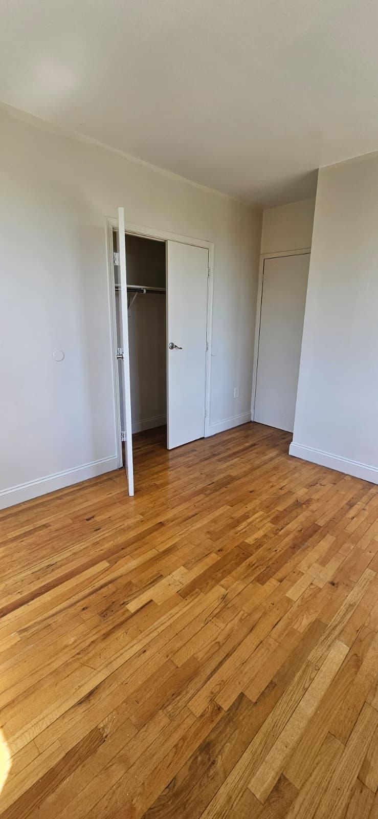 10 Osborne Ter # 4F Newark, NJ 07108
