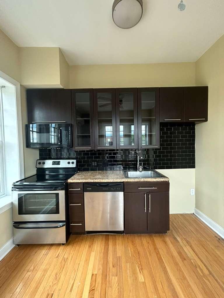 319 W Chelten Ave, 502, Philadelphia, PA 19144