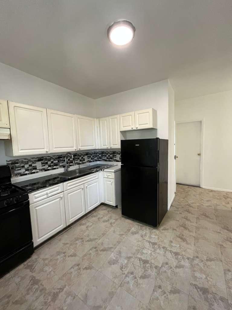 33 Storms Ave #3C Jersey City, NJ 07306