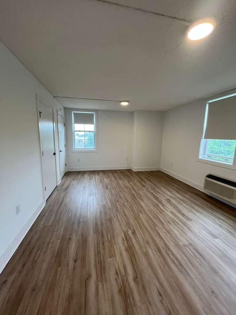 319 W Chelten Ave C Philadelphia, PA 19144