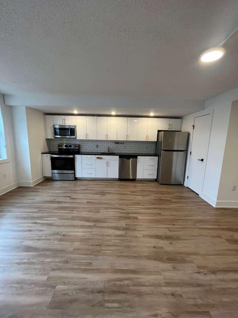 319 W Chelten Ave C Philadelphia, PA 19144