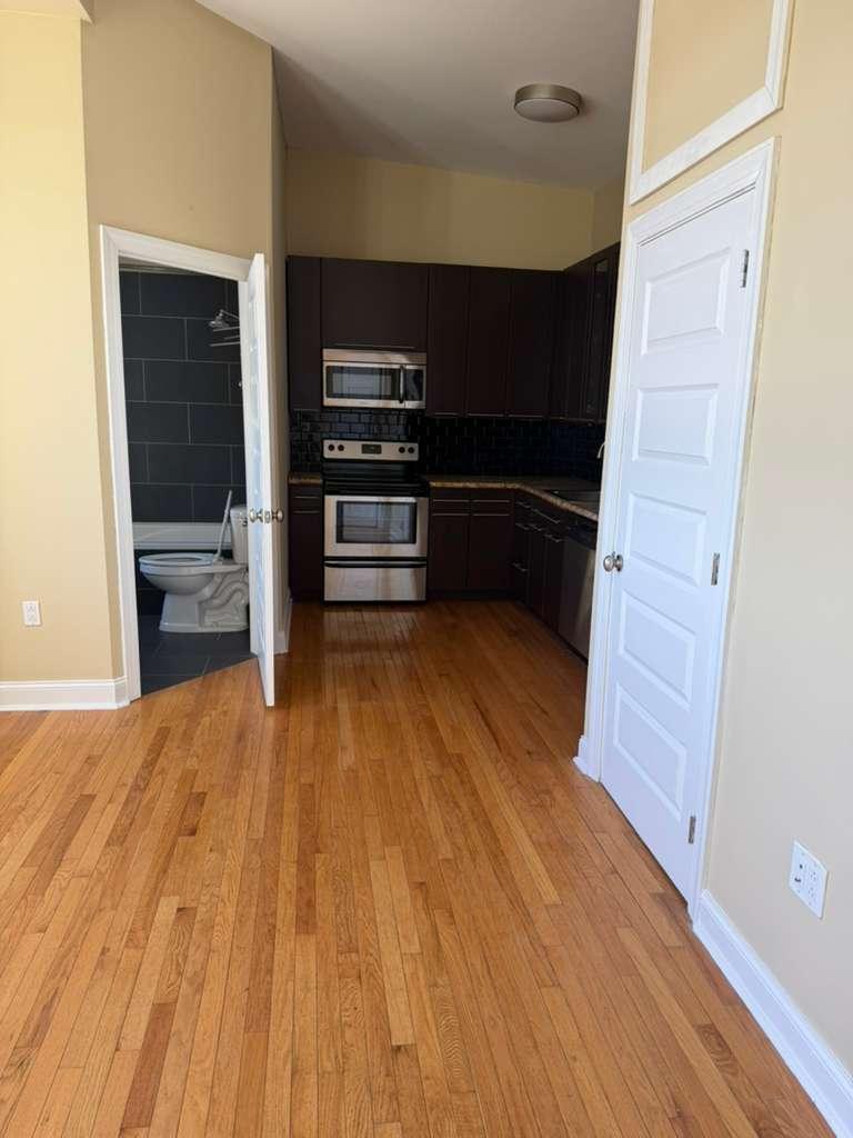 319 W Chelten Ave 507, Philadelphia, PA 19144