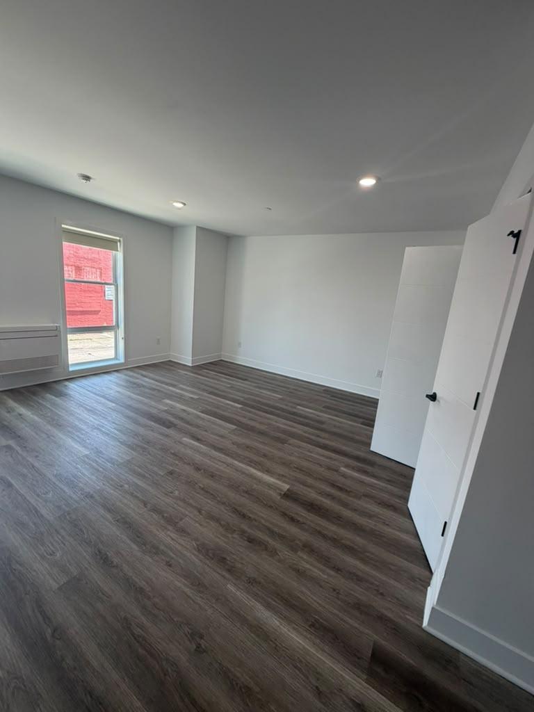 330 Cecil B Moore Ave, 209, Philadelphia, PA 19122