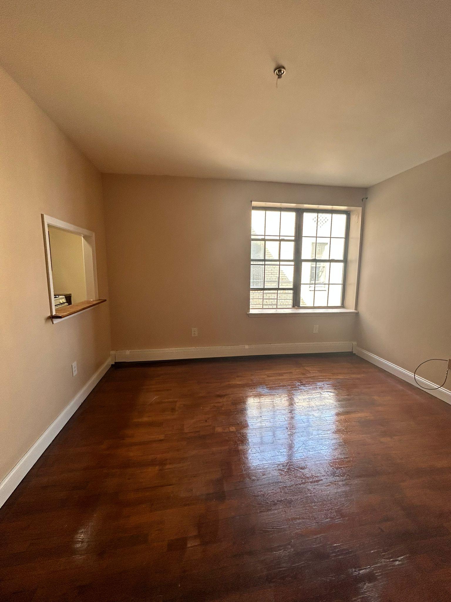 220 Straight St, 119 Paterson, NJ 07501